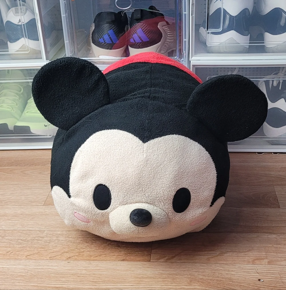 Disney Store 20